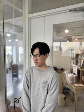 メンズカット バイ ソイクフ(メンズカット by SOY-KUFU) フェザーパーママッシュセンターパートセンター分け