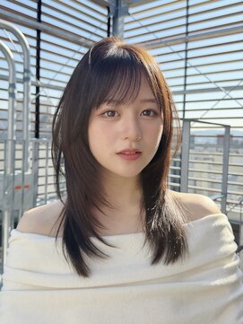 ラクシア(LucxiA) ナチュラルに盛れてトレンド感/ミディアムレイヤー