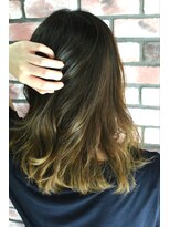 エクラート イーリス 高田馬場店(ECLART IriS)&nbsp;≪高田馬場美容室≫長持ちカラー！表面は暗めのインナーカラー♪