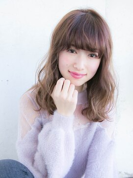 ルティア(Lutia) 小顔バング ニュアンスウェーブ