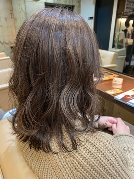 ヘアサロン レーヌ(Hair salon Reine) 白髪ぼかしハイライト☆