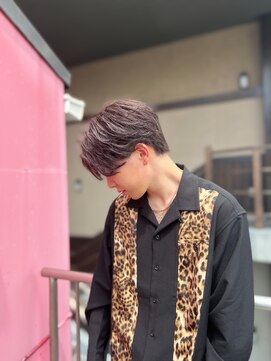 アイズ 海老名(AIZU) センターパートツイストスパイラルパーマ波巻きスパイラルパーマ