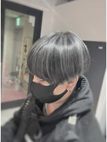 リーオオサカ(Lee Osaka)&nbsp;【立体感】men's 3Dグレー×前下がりマッシュ/新出奈津樹