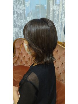 レガーレ(Legare) 外ハネミディアム