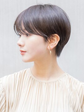 サーカス バイ ビュートリアム 青山(CIRCUS by BEAUTRIUM) 大人かわいいマッシュショート 30代40代50代 青山 表参道