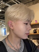 ノラ ヘアーサロン(NORA HAIR SALON) 韓国シースルーコンマミニウルフホワイトブロンド