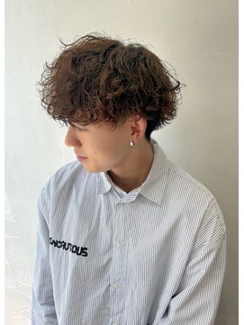 グリーク(GREEK) メンズウェーブヘア/波巻き/スパイラルパーマ/ちさき