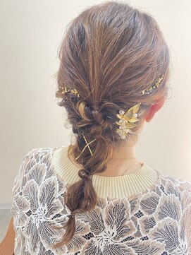 グラット(grAt) 【ももこ】ミディアム編み下ろしスタイル