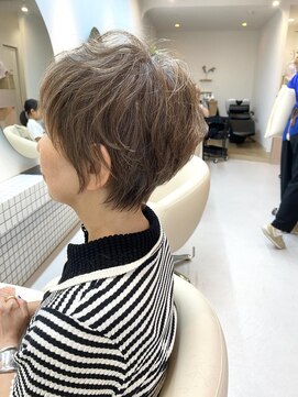 エクレ(eclet) ★小顔ひし型ショート◎stylist Nao