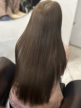 エルバイラビス 大宮(elu by lovis) オリーブカラー