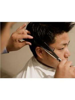 ☆当日予約OK☆仕事帰りや休日も男性も通いやすい雰囲気が魅力◎頭皮ケアで日々の疲れを癒してください♪