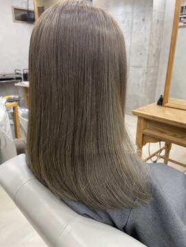 イコイ(icoii) オリーブグレージュ