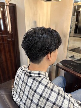 キャラ 池袋本店(CHARA) 直毛で悩まれている方もパーマかけてオシャレにイメージチェンジ