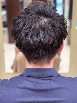 クアトログランシュ 水戸店(QUATRO×GranCieux) ラフパーマメンズショート