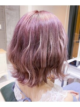 デイズ(days) 波巻き外ハネボブ☆ピンクアッシュベージュカラー