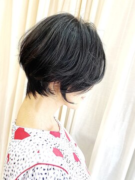 エール(a:le) くびれショート