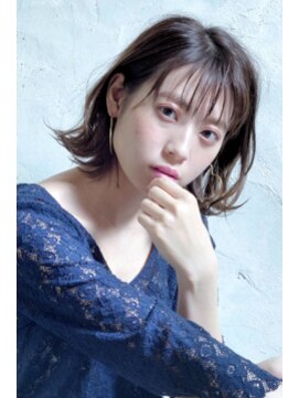 スピガ(SPIGA) 伸ばしかけ外はねミディアム