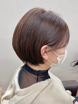 アンジェリカ(Angelica Total Beauty Lifestyle Design) ショートボブ・ブラウン
