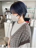 ショートカット×ネイビーブルー