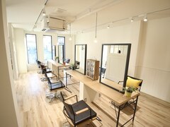 Frames hair&relax　戸田【フレイムス ヘアアンドリラックス】