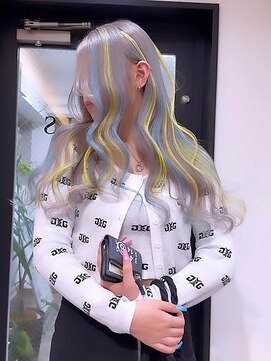 ラピス 名古屋駅前店(Lapis) gray×blue×yellow