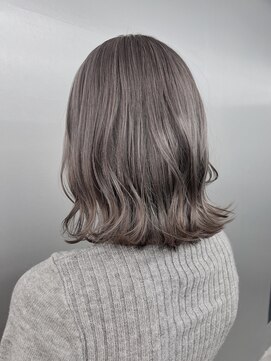 サイ アオヤマ(sai AOYAMA) シルバーグレーラテ