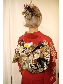 ヘアースペース エートゥーゼット(HairSpace AtoZ)の写真/成人式・卒業式大歓迎♪プロにお任せください！崩れにくい着付けで大切な日をより華やかに！