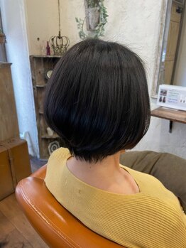 エルグラン(ELGRAN)の写真/一押しの縮毛矯正で、サラツヤ美髪へと髪質改善！思わず触りたくなる柔らかさとツヤ感をお楽しみください♪