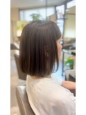 サラッとストレート内巻きボブ