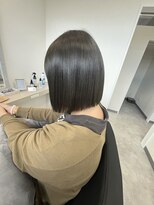 スリーク バイ ロイ 宇治店(sleek by roy) うる艶切りっぱなしボブ