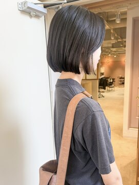 ラミエ バイ メルト 吉祥寺(lamie by melt) 久保田)切りっぱなしボブ韓国風ヘア前髪なし地毛風カラー