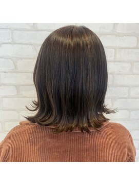 ビスイル 秋葉原店(Vis ill) 20代30代大人可愛いアッシュ艶カラー耳掛けロブヘアー赤み消し
