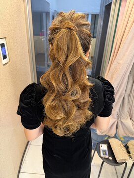 ヘアメイク マリア 福岡天神西通り(hair make MARIA) 高めポニー
