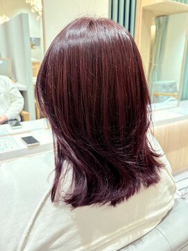 アビエブラン 若江岩田(abije blanc) ツヤ感ボルドー×外ハネミディ【若江岩田】