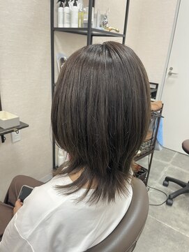 バセット バイ アルター 鎌取店(basset by aL-ter) ミルクティーブロンド/ダークブルー/デジタルパーマ/鎌取
