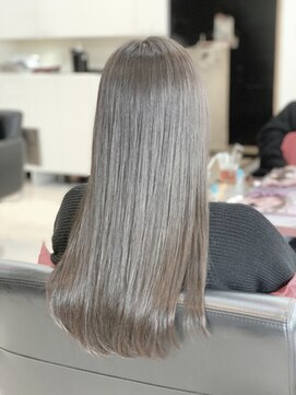 ディシェル(D'ciel) 《Ｄ'ciel工藤富生》オリーブアッシュカラー◎　　【千葉駅】