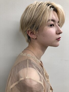 ヨロヘアー(YOLO hair) ハンサムショートトランクスショートブリーチカラー
