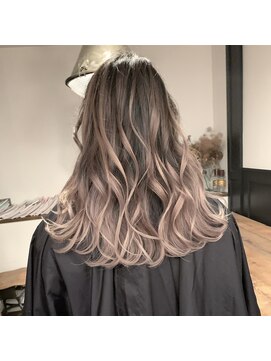 シフト ニュートラル(SHIFT N) バレイヤージュ