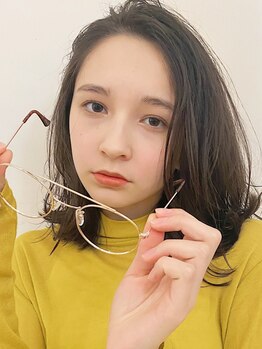 クラップス 杉田店(CLAPS)の写真/透明感のある艶やかな仕上がりに◎トレンドも押さえた【明るいグレイカラー】でもっとお洒落を楽しんで！