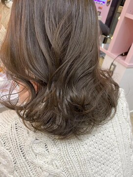 ワーカー ミミ(worker MIMI) グローカカオ