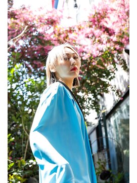 リブロ 三軒茶屋(LIBRO) カジュアル系×金髪マニッシュショート