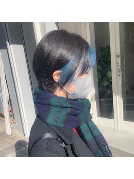 リズム(Re._sm) ショート×インナーカラーアクアブルー