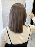 ミルクティーグレージュプチシャドールーツケアブリーチ