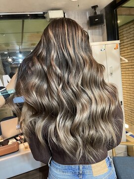 ラフ(LAFF) #黒髪#ボブルフ#ネビージュ#小顔#ワンレン