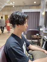 アーチ(ARCH) センターパート×パーマ