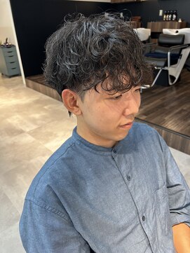 シーフ 千葉(Cyf) メンズ韓国ヘア/カルマパーマ/ダウンパーマ/センターパート