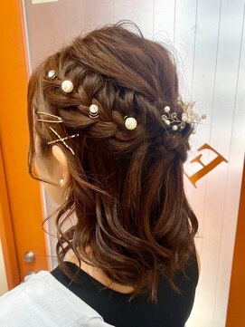 エターナルバイマティーナ(Eternal by MATINA) 【編み込みパールハーフアップ】20代30代40代50代