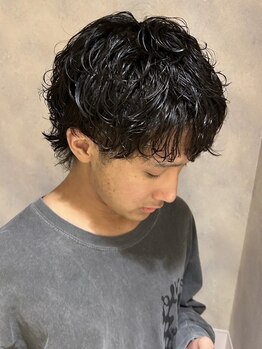 フェイス 石川町 (FACE)の写真/再現性の高いスタイルで忙しい朝も簡単スタイリング。個性を生かした似合わせで自然にカッコよく