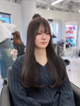 ハピネス 梅田茶屋町店(HAPPINESS) ブリーチなしダブルカラー オリーブグレージュ ぱっつん前髪