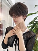くびれショートボブ/暗めグレージュ